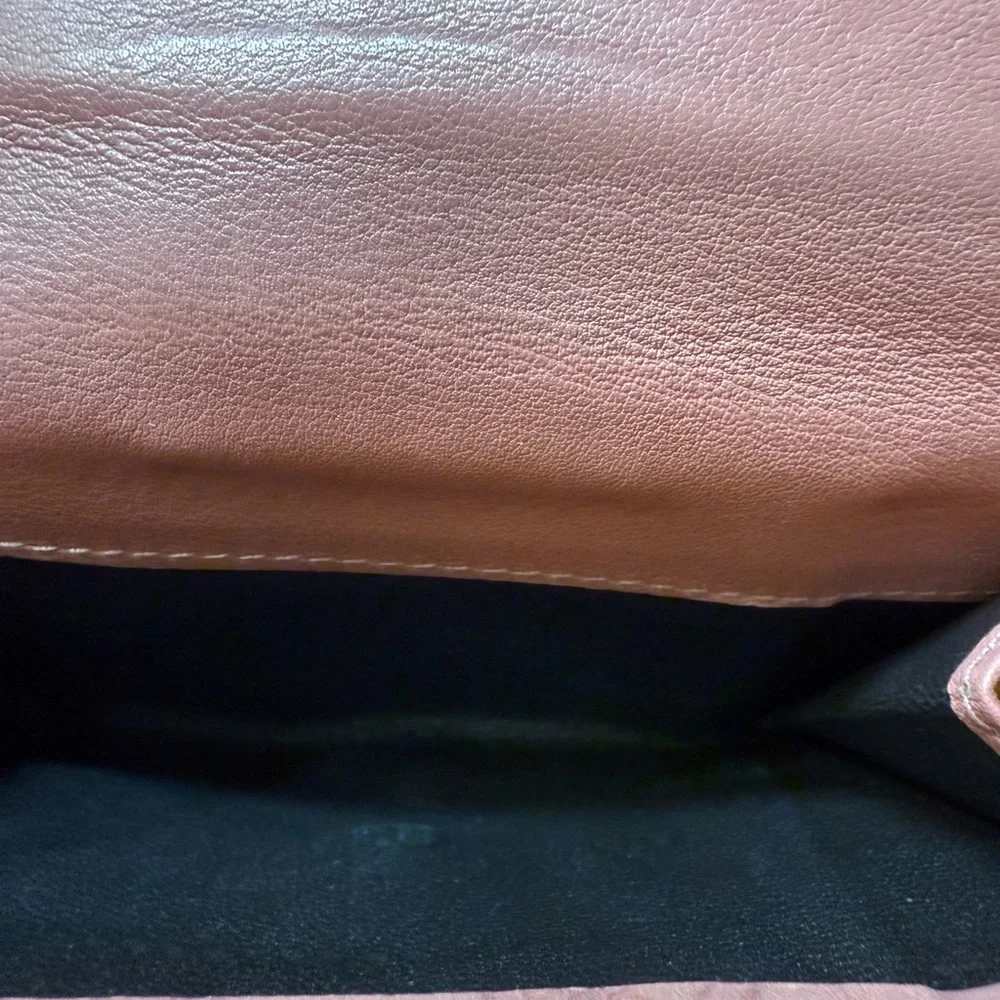 Gucci Pink Leather Compact Wallet - Picture 9 of 9